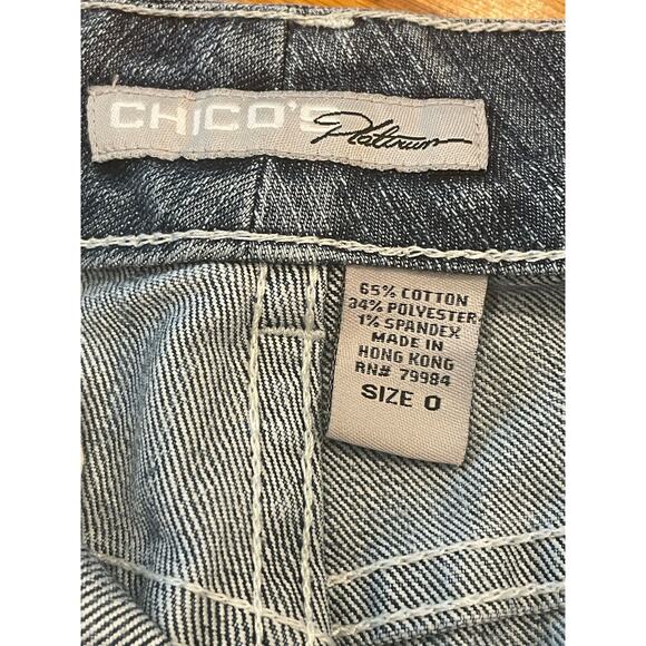 Chico's Premium  Lawson Crop Denim Jean Capris   Sz  Chicos 0 (Small) - Picture 3 of 9